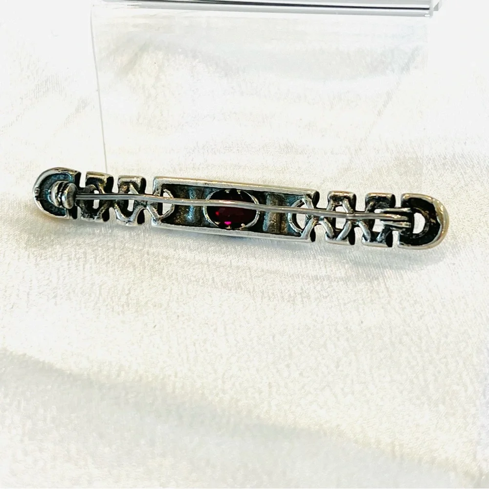 182. Sterling, Garnet and Marcasite Bar Brooch Circa 1980s. Estate Find! - Picture 6 of 8